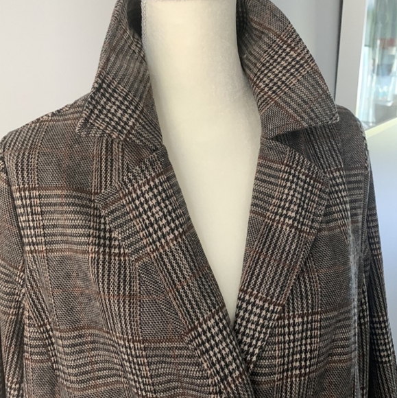 DEX Two Button Longline Brown Plaid Blazer - Picture 6 of 8